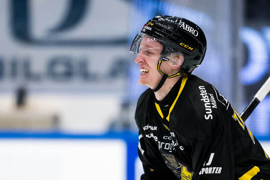 AIKs Oliver Tärnström jublar