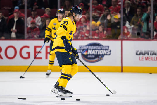 Adrian Kempe of Sweden at warm-up