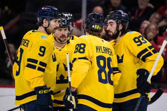 Filip Forsberg, Erik Karlsson, William Nylander and Mika