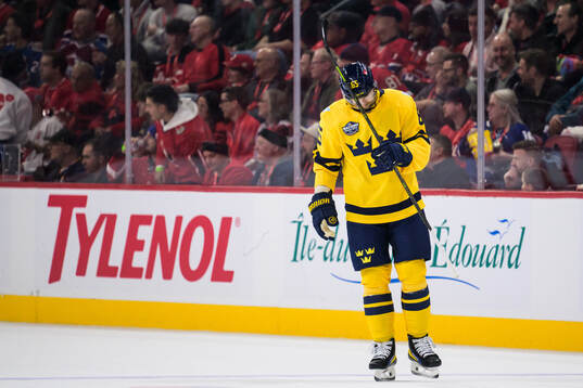Erik Karlsson of Sweden
