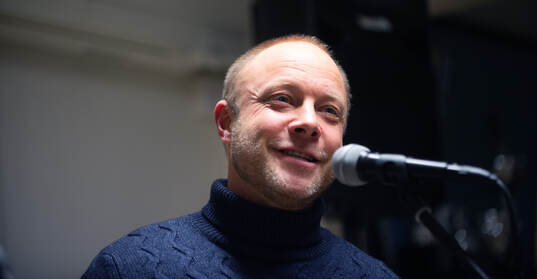 Anders Andersson besöker IFK Hässleholms Fotbollskafé i