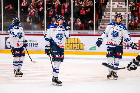Karlskogas Tim Barkemo och Christoffer Jansson deppar
