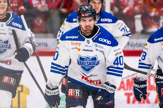 Karlskogas Kalle Jellvert jublar