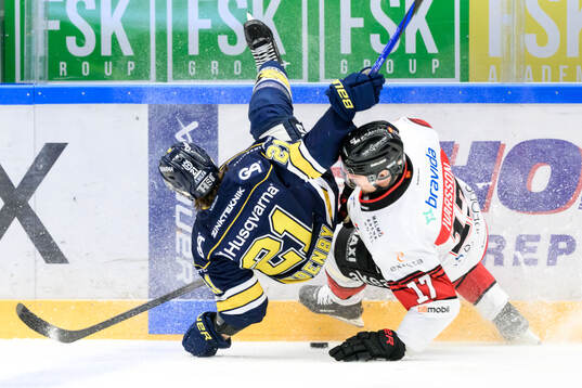 Bläddra bland fler bilder av Ishockey, SHL, HV71 - Malmö Redhawks
