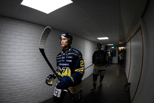 HV71s Jonathan Ang