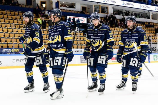 HV71s Sean Day, Jonathan Ang, Radan Lenc och Joseph