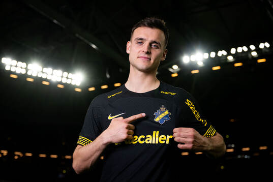 Áron Csongvai