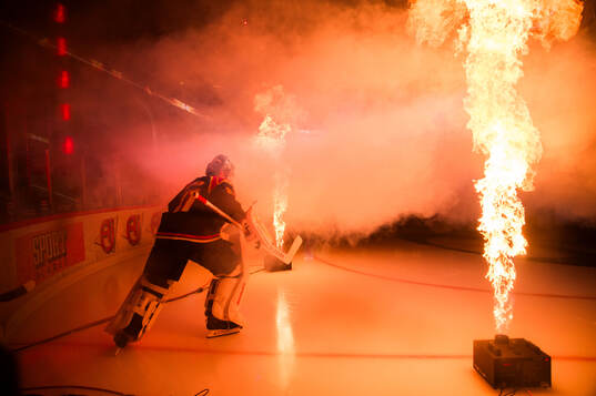 Brynäs målvakt Erik Källgren gör entré
