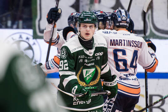 Färjestads Lucas Forsell deppar