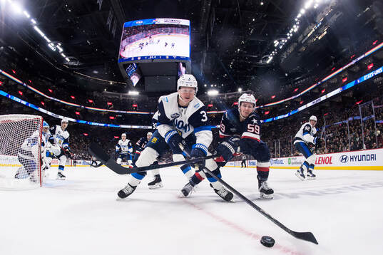 Bläddra bland fler bilder av Four Nations Face-Off, day 4, USA - Finland