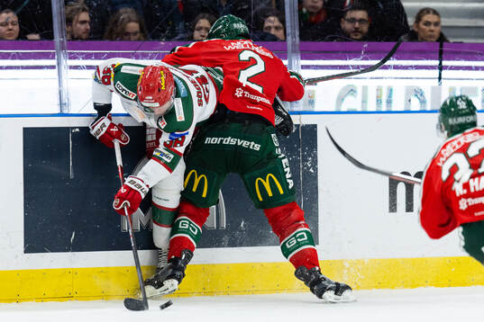 Modos Johan Södergran och Frölundas Christian Folin