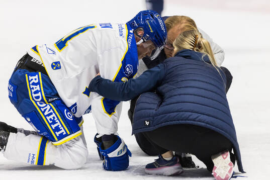 Leksands Joonas Lyytinen har ont