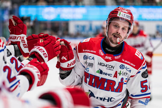 Timrås Jonathan Dahlén jublar