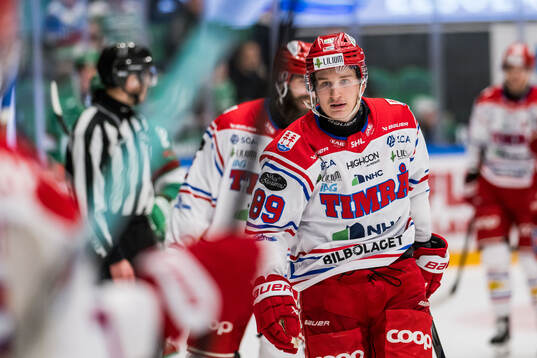 Timrås Oliver Kapanen jublar