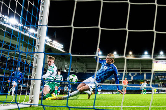Michael Noonan of Shamrock Rovers scores the 0-1 goal