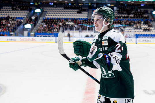Tingsryds Arttu Tuhkala jublar