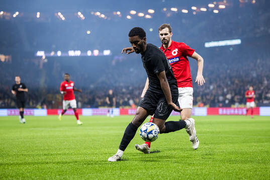 AIKs Alexander Fesshaie Beraki och Degerfors Sebastian