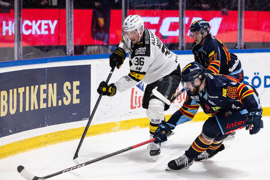 Västerås Olle Norberg och Djurgårdens Albin Grewe