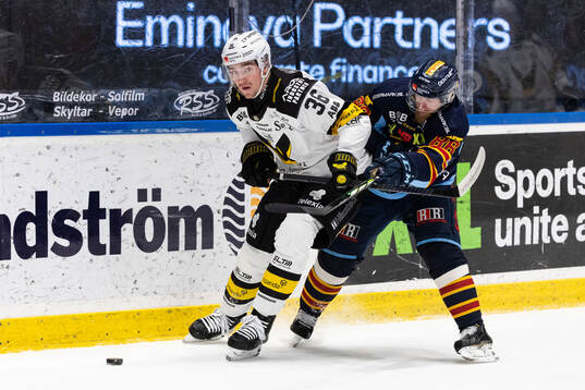 Västerås Olle Norberg och Djurgårdens Linus Klasen