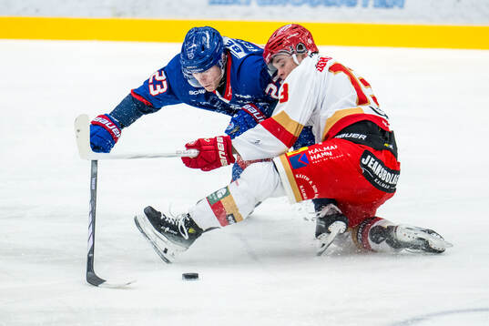 Bläddra bland fler bilder av Ishockey, Hockeyallsvenskan, Oskarshamn - Kalmar