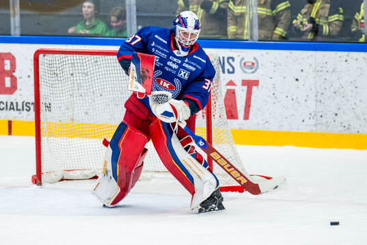 Oskarshamns målvakt Evan Cowley