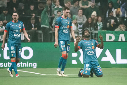 Varbergs Kevin Appiah Nyarko jublar