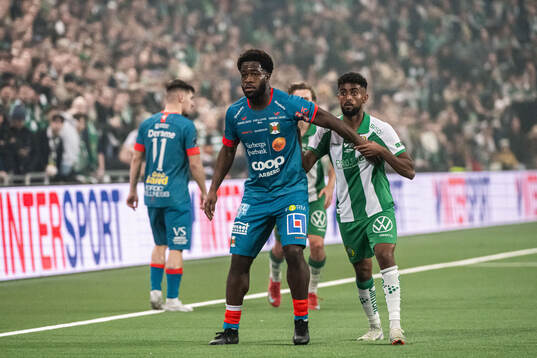 Varbergs Kevin Appiah Nyarko och Hammarbys Tesfaldet Tekie
