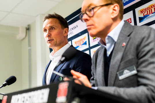 Frölundas tränare Roger Rönnberg på presskonferensen