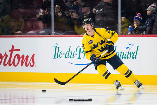 Lucas Raymond of Sweden at warm-up