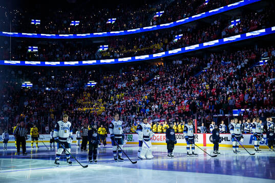 Players of Sweden and Finland