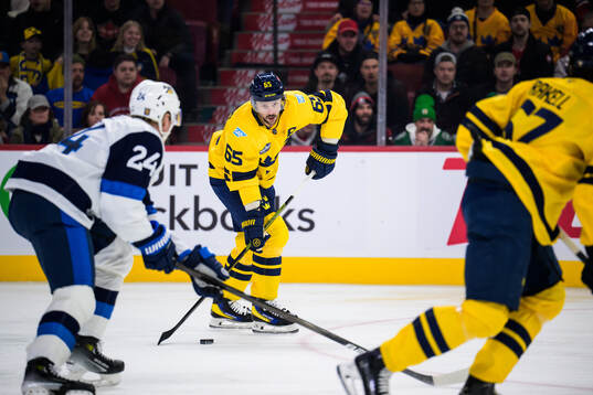 Erik Karlsson of Sweden
