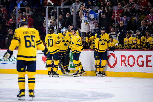Erik Karlsson, Adrian Kempe, goaltender Linus Ullmark, Joel
