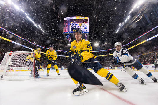 Bläddra bland fler bilder av Four Nations Face-Off, day 6, Sweden - Finland