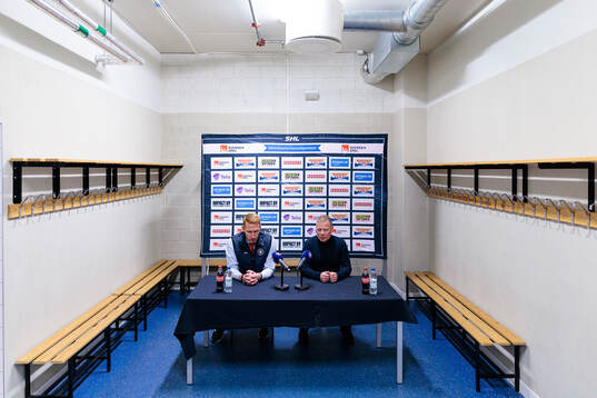 Växjös tränare Jörgen Jönsson och Luleås assisterande