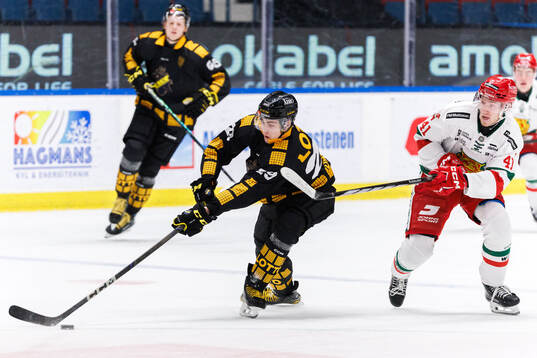 AIKs Daniel Ljungman och Moras Anton Ohlsson
