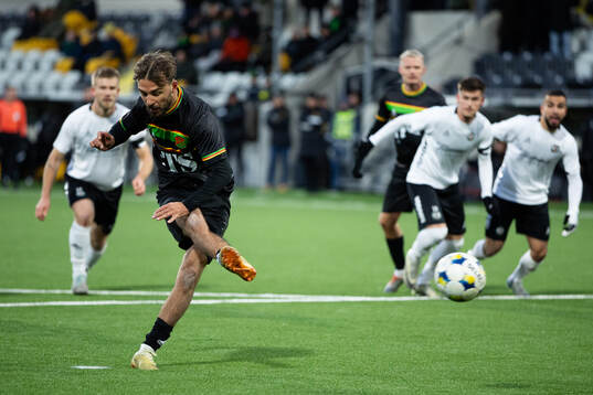 GAIS Edvin Becirovic skjuter 4-1 på straff