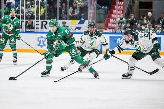 Rögles Filip Johansson och Färjestads Joel Kellman