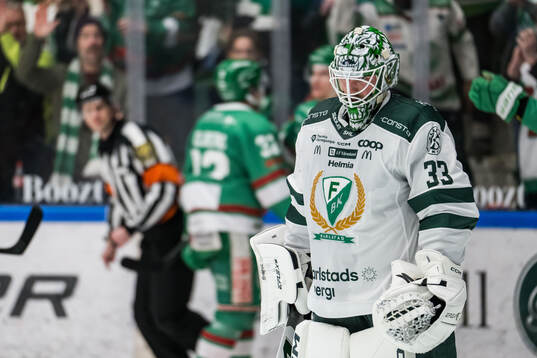 Färjestads målvakt Maxime Lagacé deppar
