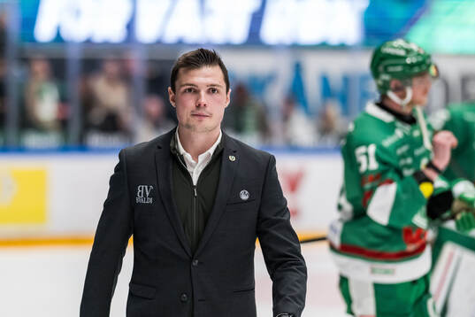 Rögles assisterande tränare Max Bohlin