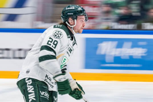 Färjestads Oskar Steen