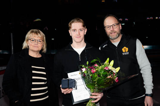 Årets J-20 spelare Leo Sundqvist