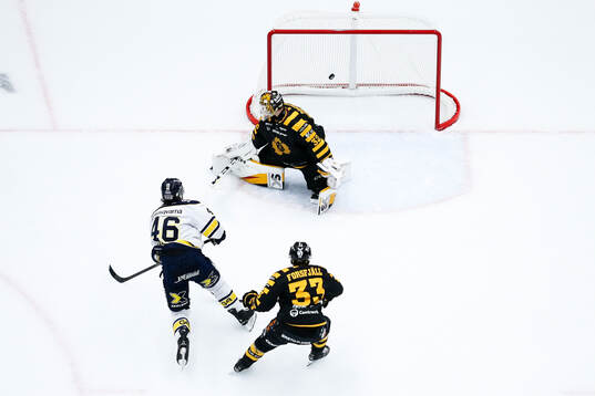 HV71s Joona Luoto gör avgörande 1-2 i förlängning mot