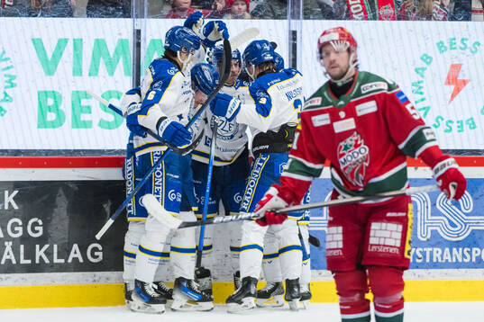 Leksands spelare jublar