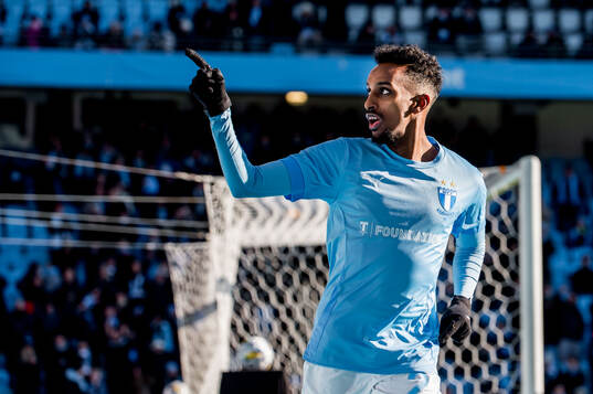 Bläddra bland fler bilder av Fotboll, Svenska Cupen, Malmö FF - Utsikten