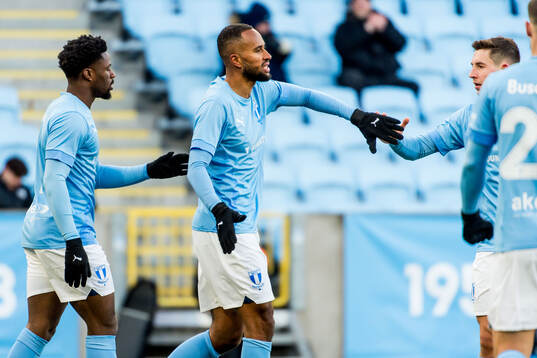 Malmö FFs Isaac Kiese Thelin jublar