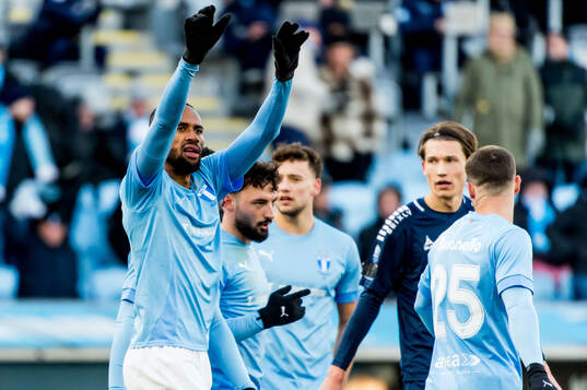 Malmö FFs Isaac Kiese Thelin jublar