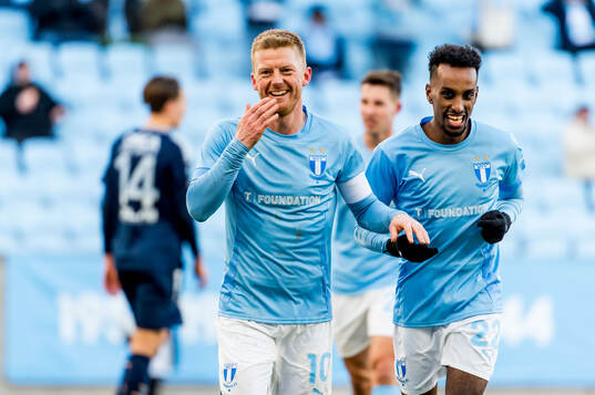Malmö FFs Anders Christiansen och Taha Ali jublar