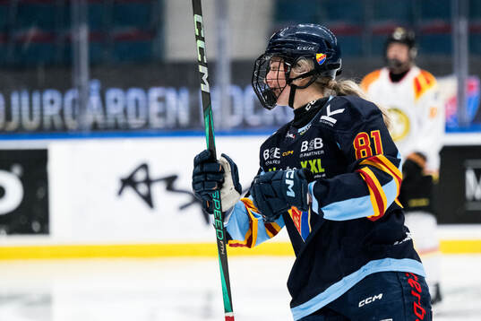 Djurgårdens Isabelle Leijonhielm jublar