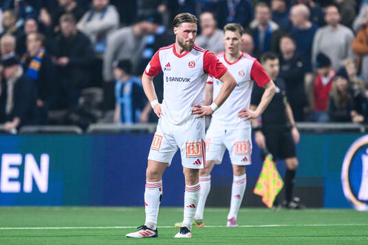 Sandvikens IFs Emil Engqvist deppar
