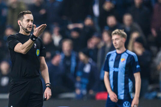 Domare Victor Wolf dömer bort Djurgårdens 3-0